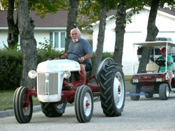 dale on tractor